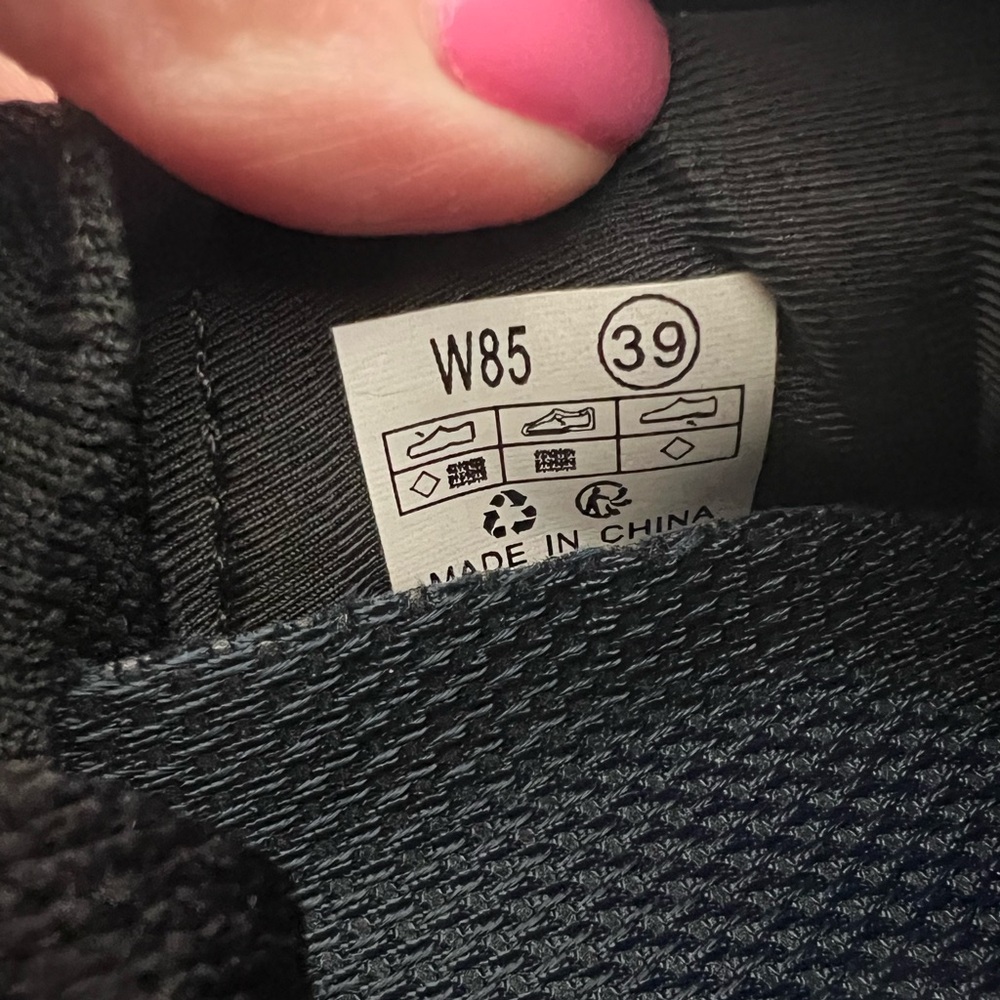 WHITIN Minimalist Athletic Shoes - Picture 6 of 8
